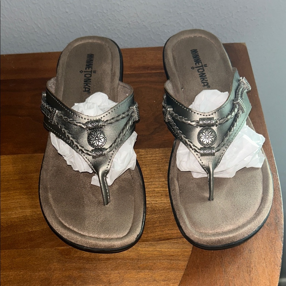 Minnetonka Silver Beaded Thong Sandals